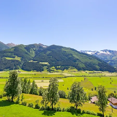 Near Lift, Cleaning Included * Uttendorf
